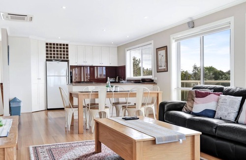 Apollo Bay House | The Dunes 1 - Peaceful
