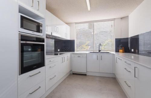 Fingal Bay Apartment | The Dunes Two bedroom apartment overlooking pool