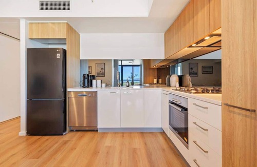 Adelaide Central Business District Apartment | The elegant 1BR CBD Apt - City view - Parking