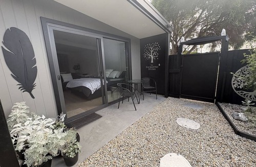 Cape Woolamai Apartment | The Enchanted Studio - New 1 Bedroom Coastal Stay