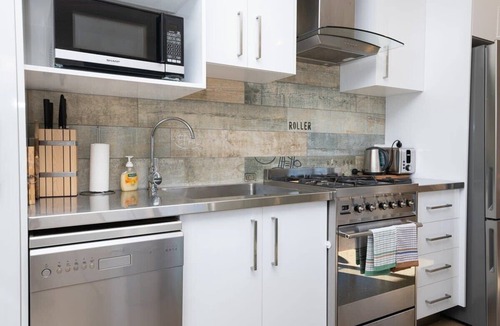 Glenroi Apartment | The Endsleigh - Modern 1 Bedroom Villa, near CBD