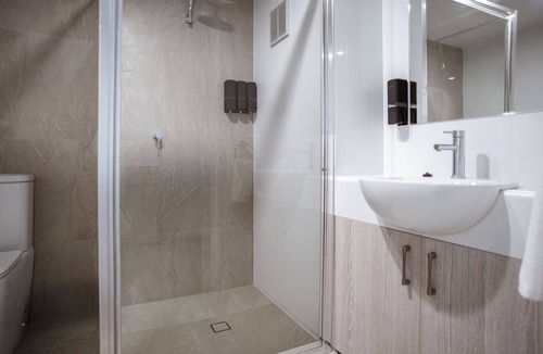 Esperance Hotel | The Esperance Accommodation