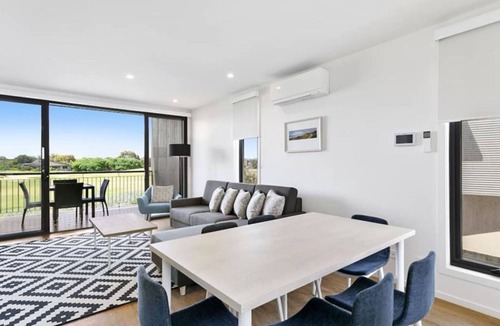Torquay House | The Fairway Club 16 4 Bedroom Premium Townhouse