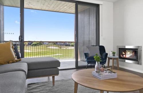 Torquay House | The Fairway Club 16