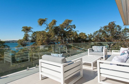 Salamander Bay House | The Family Entertainer - with sweeping water views