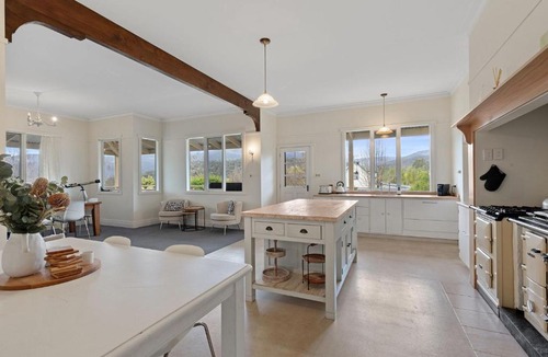 Marysville House | The Gables