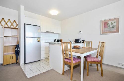 Kensington Apartment | The Gallop Kensington