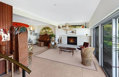 Copacabana House | The Glade Copacabana - Views & Location