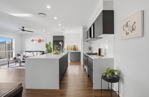 Gledswood Hills House | The Gledswood Estate | Luxury 7BR Residence & Entertainer’s Retreat
