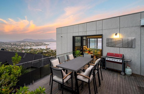 Sandy Bay Villa | The Glover Glasshouse - 3 Bedroom - Sweeping Views