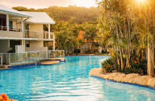 Salamander Bay Apartment | The Golden Palm - Luxury Renovated Resort Studio Apartment