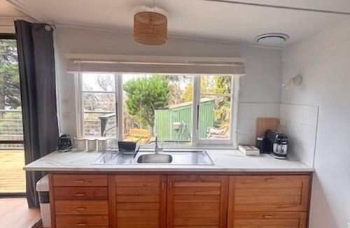 North Bruny House | The Green Pine Cottage