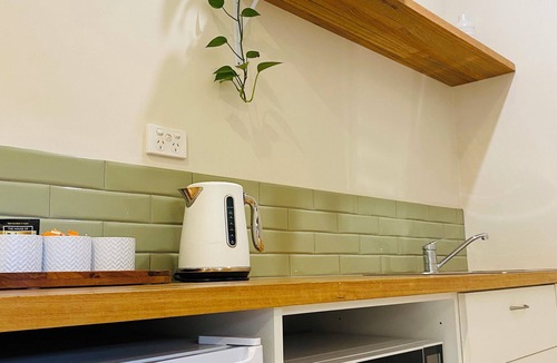 Margaret River Apartment | The Green Room. Self Contained King Suite on a beautiful property.