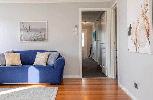 Bridport House | The Happy Holiday House Bridport