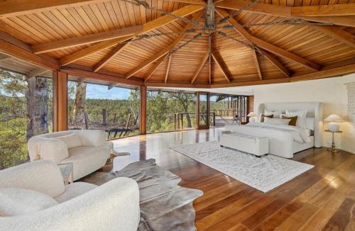 Bickley House | The Hills Opera House