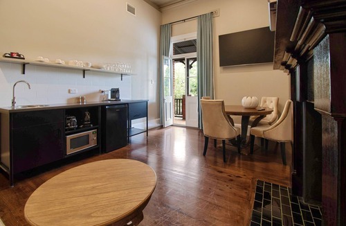 Wagga Wagga Hotel | The Houston Boutique Hotel Wagga