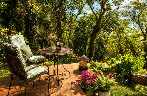 Rocky Point House | The Hut at Gunnadoo | Romantic Ocean View Rainforest Retreat