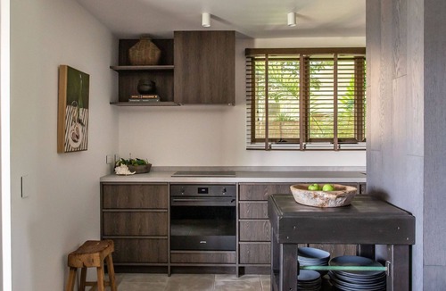 Noosa Heads Apartment | The Laguna Lodge - relax in style.