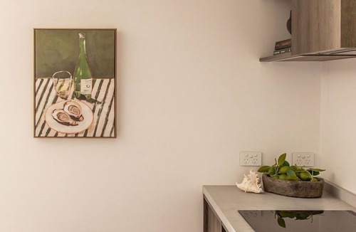Noosa Heads Apartment | The Laguna Lodge - relax in style.