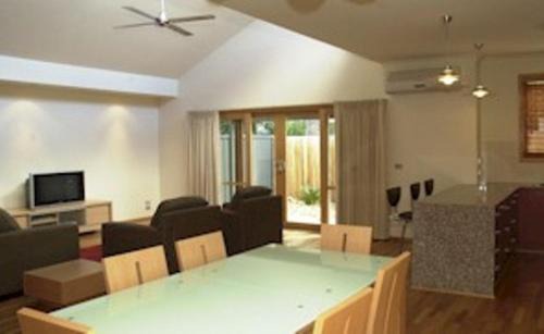Lakes Entrance Apartment | The Lakes Apartments