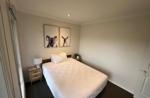 South Morang House | The Lakes Homestead - Shared House