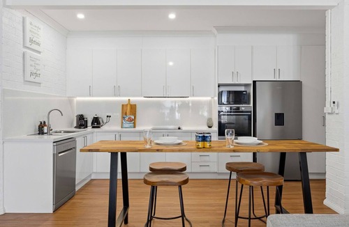 St. Georges Basin Apartment | The Landing Pad by Experience Jervis Bay