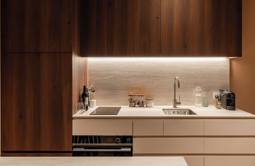 Melbourne Central Business District Apartment | The Lane House