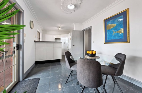 Port Lincoln House | The Laneway | 3BR for Families & Crews · Walk to Town