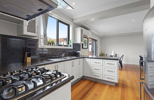 Clayton House | The Lantana Residence