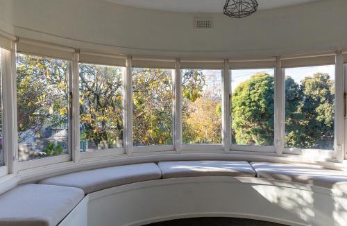 West Launceston House | The Launceston Stay