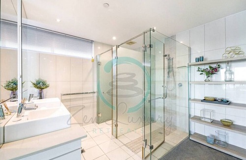 Darwin City Centre Condo | The LAVA LOUNGE: PANORAMIC Rooftop Holiday Retreat
