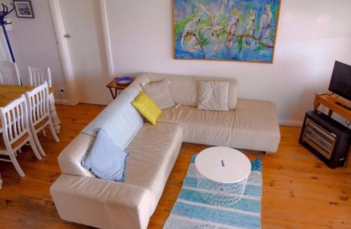 Port Vincent House | The Little White House