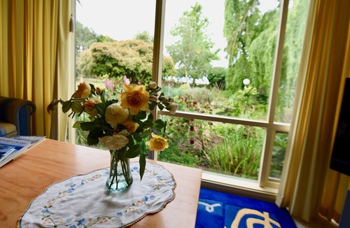 Cuttlefish Bay Apartment | The Lookout at Cuttlefish Bay- a secret garden!