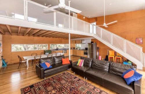 Sandy Point House | The Lookout Stay 3 Pay 2 Winter Special