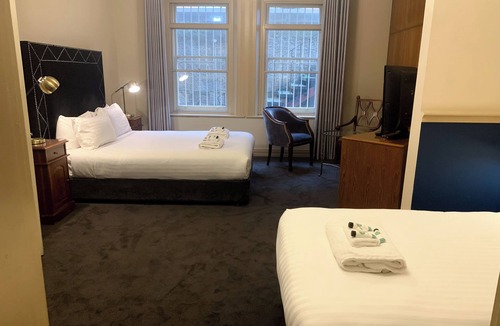 Hobart Central Business District House | The Macquarie Hotel