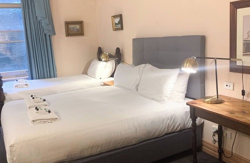 Hobart Central Business District House | The Macquarie Hotel