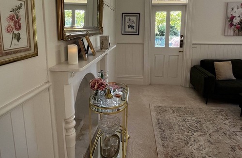 Sheffield Bed & Breakfast | The Master Suite at Tanglewood House, Sheffield