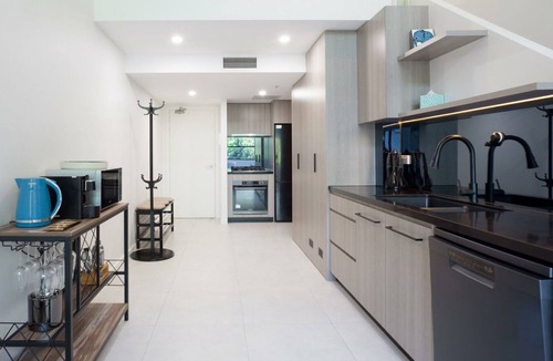 Surry Hills Apartment | The Modern Manhattan