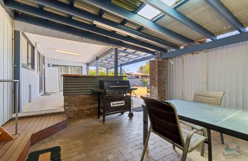 Lancelin House | The Newby
