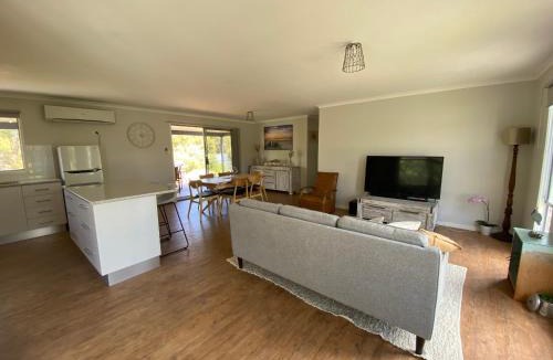 Lake Wangary House | The Nook on Nancy