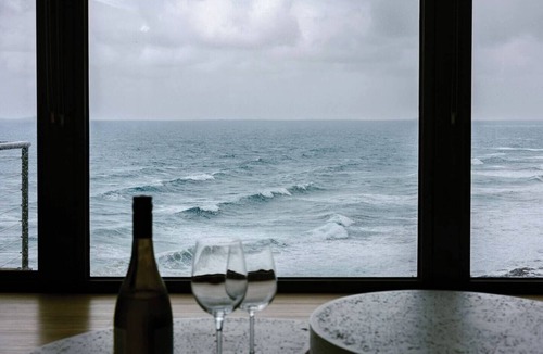 Wye River House | The Nook - relaxing home breathtaking ocean views