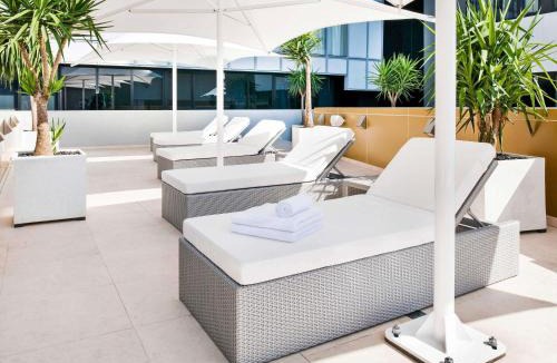 South Yarra Hotel | The Olsen Melbourne Art Series