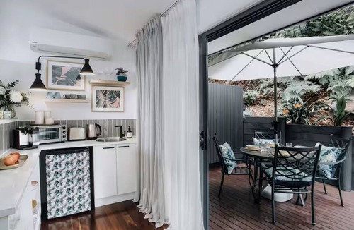 Terrigal House | The Palm Collective where Relaxation Comes Naturally