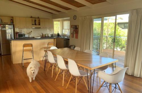 Aireys Inlet House | The Panorama - BYO Linen