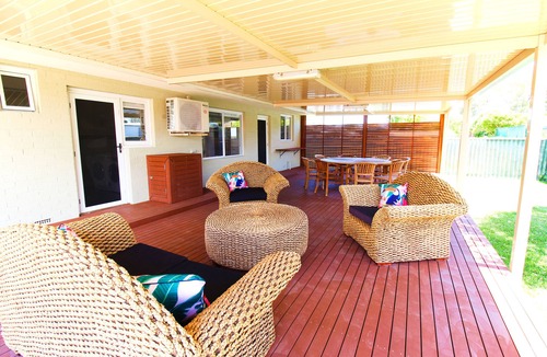 Rockingham House | The Parkview Retreat - newly renovated home away from home