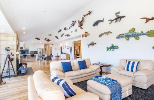 Broadwater House | The Peninsula