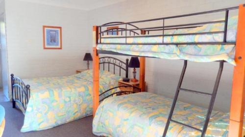 Manning Point House | The Pines Units Manning Point