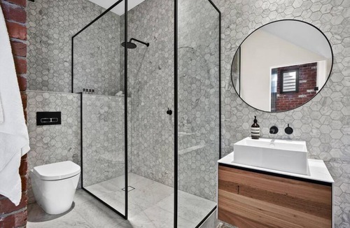 Geelong West Apartment | The Pix Studio Modern Industrial Stay