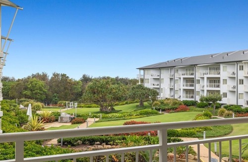 Kingscliff Apartment | The Pool Resort Kingscliff - Studio (5203) - Holiday Management Co.