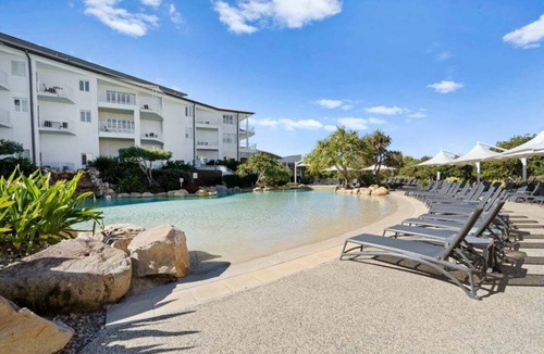 Kingscliff Apartment | The Pool Resort Kingscliff - One Bedroom (5308) with garden views - Holiday Management Co